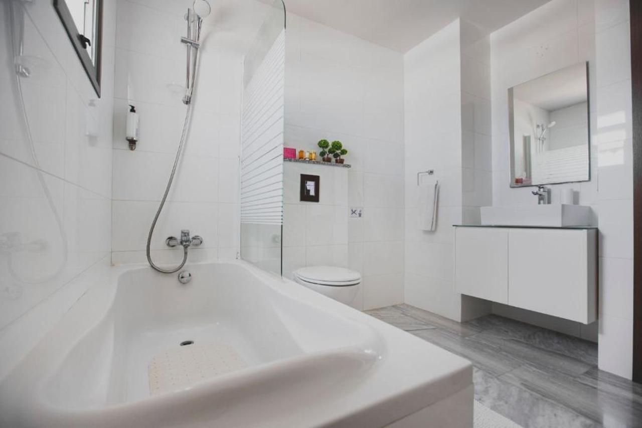 Latchi Escape Hotel And Suites Polis Kültér fotó