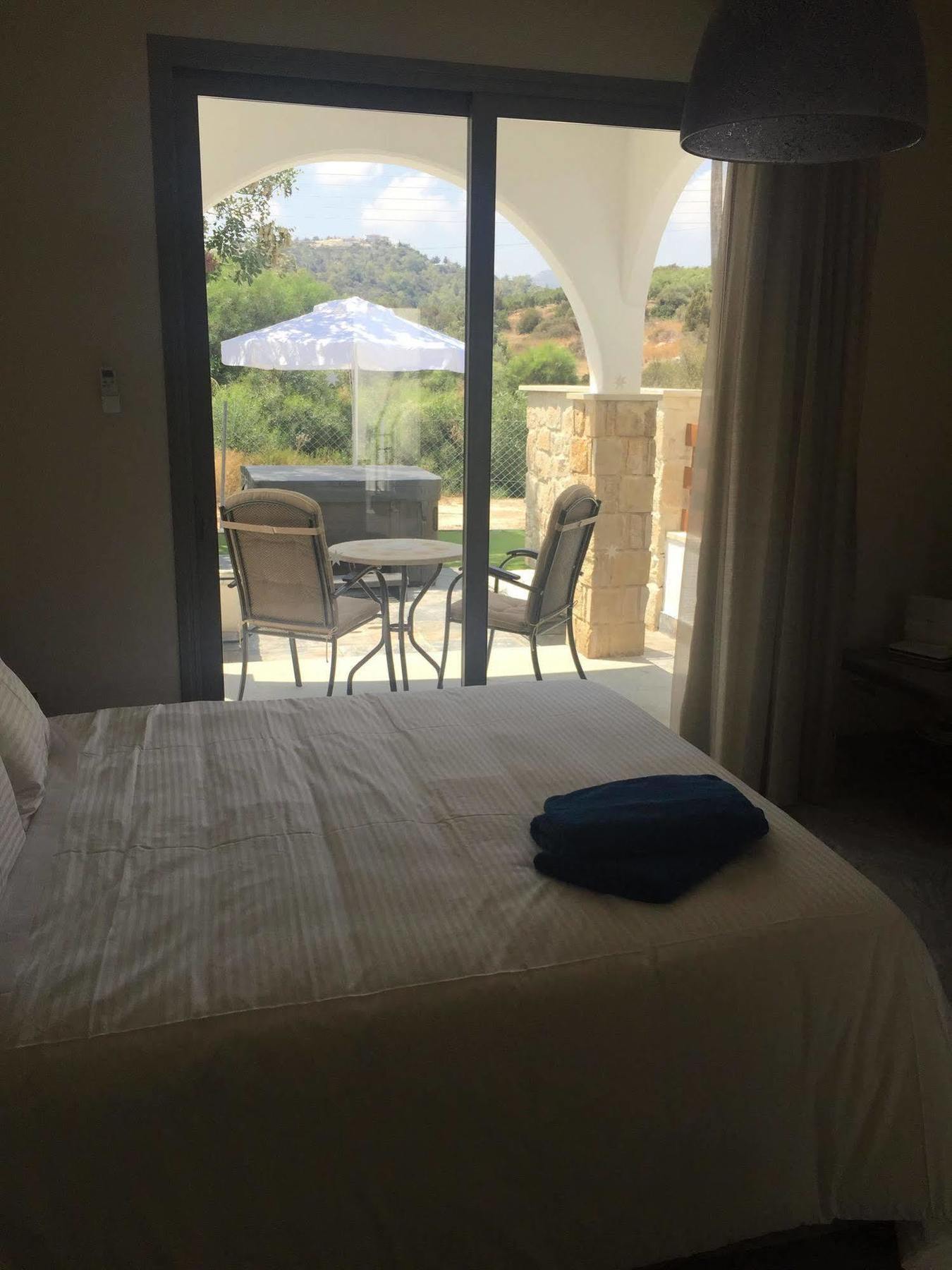 Latchi Escape Hotel And Suites Polis Kültér fotó
